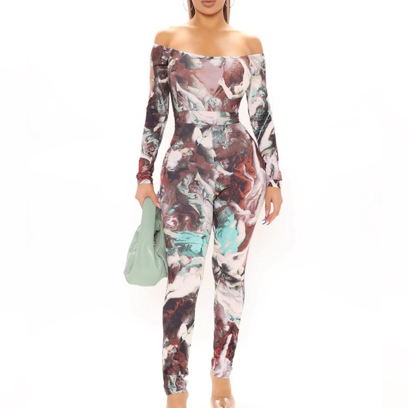 Fashion Nova Pants - Fashion Nova Like An Angel printed jumpsuit maroon combo size medium NWT